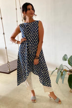 Load image into Gallery viewer, COTTON HANDKERCHIEF DRESS