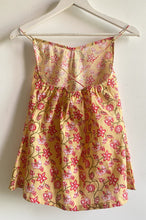 Load image into Gallery viewer, FLORAL CRISSCROSS NOODLE STRAP TOP
