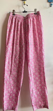 Load image into Gallery viewer, FLORAL PRINTED COTTON PANT