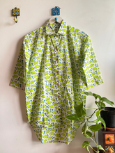 Load image into Gallery viewer, QUIRKY BEAR SHIRT