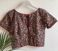 Load image into Gallery viewer, PRINTED COTTON BLOUSE