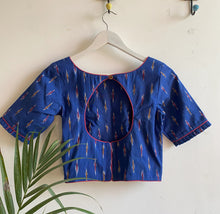 Load image into Gallery viewer, IKAT BACK OPEN BLOUSE