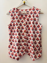 Load image into Gallery viewer, Printed cotton vest