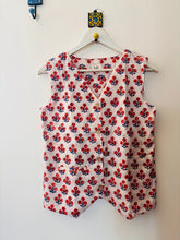 Load image into Gallery viewer, Printed cotton vest
