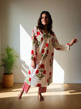 Load image into Gallery viewer, Red rozanna set