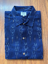 Load image into Gallery viewer, dark blue ikat shirt