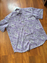 Load image into Gallery viewer, Lavender floral cotton shirt