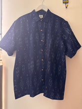 Load image into Gallery viewer, dark blue ikat shirt