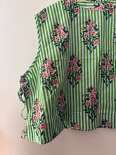 Load image into Gallery viewer, The Easy Bloom Top