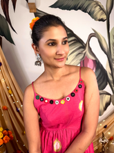 Load image into Gallery viewer, Gulabi-khali π