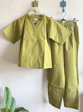 Load image into Gallery viewer, PISTA GREEN CORD SET