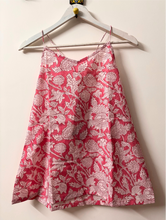 Load image into Gallery viewer, Peach floral criss cross top