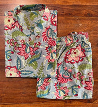 Load image into Gallery viewer, GREY FLORAL COTTON SLEEP WEAR