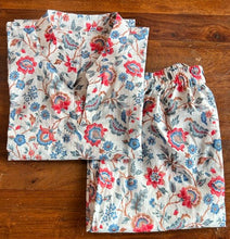 Load image into Gallery viewer, WHITE FLORAL COTTON SLEEP WEAR