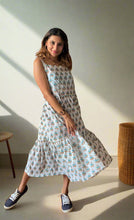Load image into Gallery viewer, COTTON STRAP DRESS