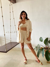 Load image into Gallery viewer, BEIGE COTTON SHORTS