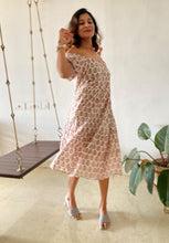 Load image into Gallery viewer, COTTON FRILL DRESS