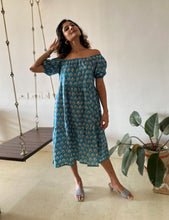 Load image into Gallery viewer, COTTON FRILL DRESS