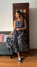 Load image into Gallery viewer, COTTON STRAP DRESS