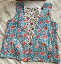 Load image into Gallery viewer, COTTON REVERSIBLE JACKETS