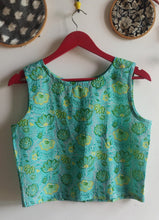 Load image into Gallery viewer, CROP BOX TOP