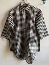 Load image into Gallery viewer, CHECKS OVERSIZED SHIRT