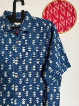 Load image into Gallery viewer, INDIGO PRINTED COTTON SHIRT