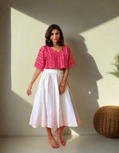 Load image into Gallery viewer, COTTON CROP TOPS