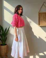 Load image into Gallery viewer, COTTON CROP TOPS