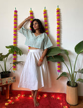 Load image into Gallery viewer, COTTON CROP TOPS