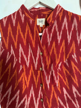 Load image into Gallery viewer, IKAT CROP JACKET