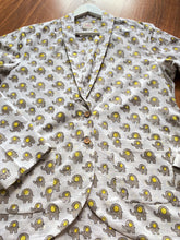 Load image into Gallery viewer, COTTON SEMI - FORMAL JACKET