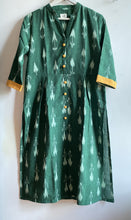 Load image into Gallery viewer, IKAT FLARED KURTIS