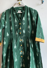 Load image into Gallery viewer, IKAT FLARED KURTIS