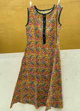Load image into Gallery viewer, COTTON SHIFT DRESS