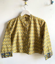 Load image into Gallery viewer, BLOCK PRINTED CROP TOP