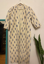 Load image into Gallery viewer, IKAT LONG JACKET