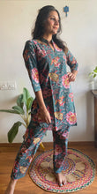 Load image into Gallery viewer, FLORAL COTTON SLEEP WEAR