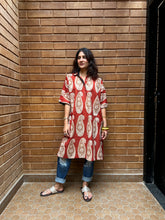 Load image into Gallery viewer, Laal Paisley Oversized Kurta
