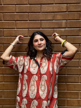 Load image into Gallery viewer, Laal Paisley Oversized Kurta
