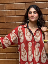 Load image into Gallery viewer, Laal Paisley Oversized Kurta
