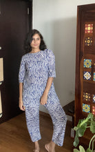 Load image into Gallery viewer, ABSTRACT PRINTED LOUNGE WEAR
