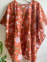 Load image into Gallery viewer, FLORAL COTTON KAFTHAN
