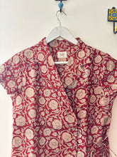 Load image into Gallery viewer, Ajrakh floral wrap top
