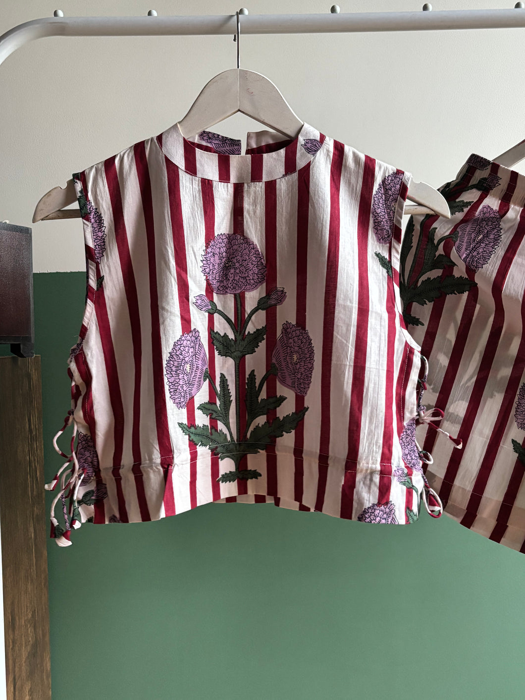 Bloom & stripes cords