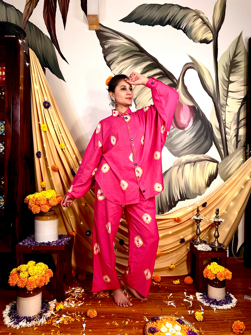 Gulabi Masti