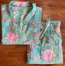 Load image into Gallery viewer, BLUE / PINK FLORAL COTTON SLEEP WEAR
