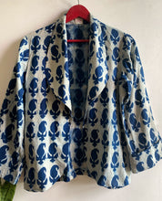 Load image into Gallery viewer, PAISLEY SHAWL JACKET
