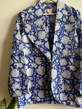 Load image into Gallery viewer, PRINTED SHAWL JACKET
