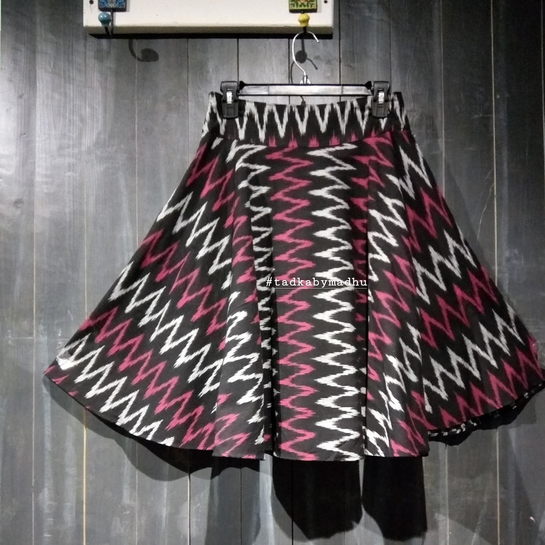 FLARED SHORT SKIRT